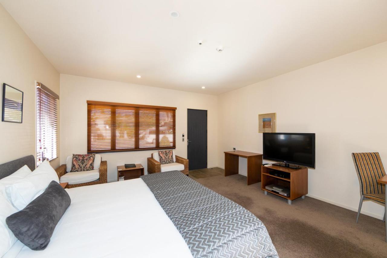 Harvest Lodge Motel Havelock North Exterior foto